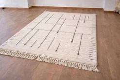 Tapis en laine pure tissè main traditionnelle artisanale taille 2/3 m