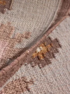 Tapis en laine suédoise tissé à plat Karin Jönsson, 70x120cm, signé