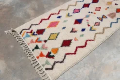 Tapis en laine tissé à la main coloré, 310 x 95 cm - R312