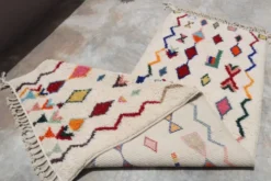 Tapis en laine tissé à la main coloré, 310 x 95 cm - R312