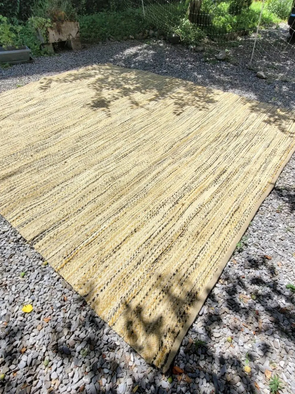 Tapis en laine tissé vintage