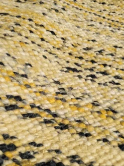 Tapis en laine tissé vintage