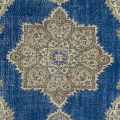 Tapis en laine turc fait main vintage. Tapis traditionnel noué à la main avec un design de médaillon.
