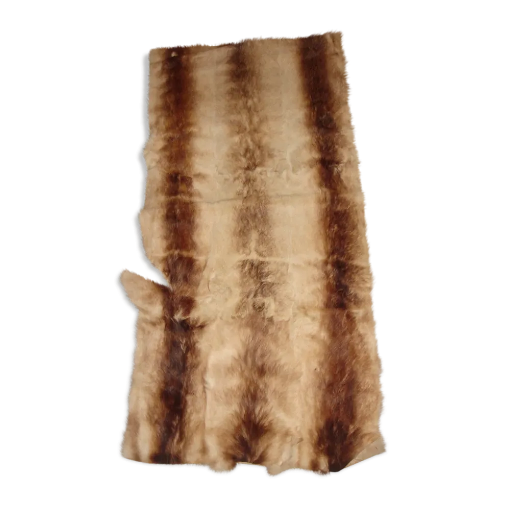 Tapis en peau de chèvre des années 1970 65x155cm
