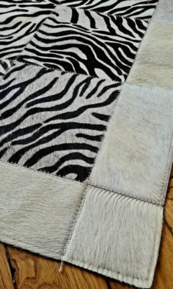 Tapis en peau de vache zèbre blanc