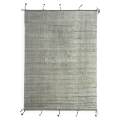 Tapis fait main de style marocain moderne, 100 % laine naturelle. Options personnalisées disponibles.