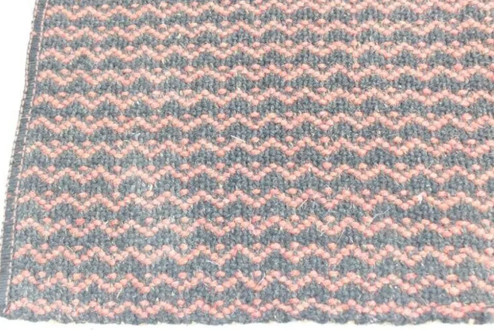 Tapis géométrique au design original d'Antonín Kybal, vers 1940.