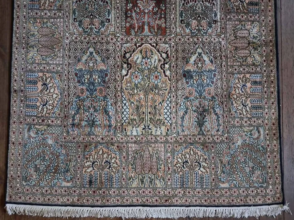 Tapis Indien Cachemire soie fait main 196x122cm