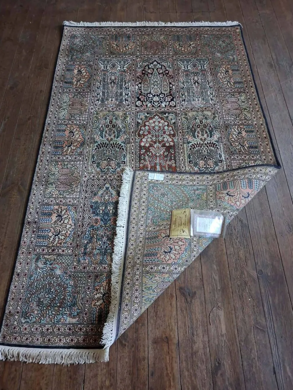 Tapis Indien Cachemire soie fait main 196x122cm