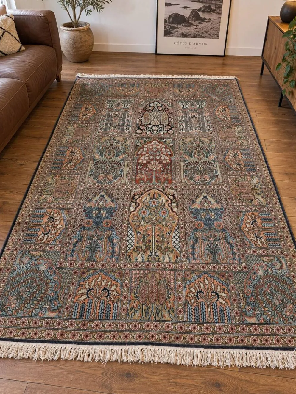 Tapis Indien Cachemire soie fait main 196x122cm
