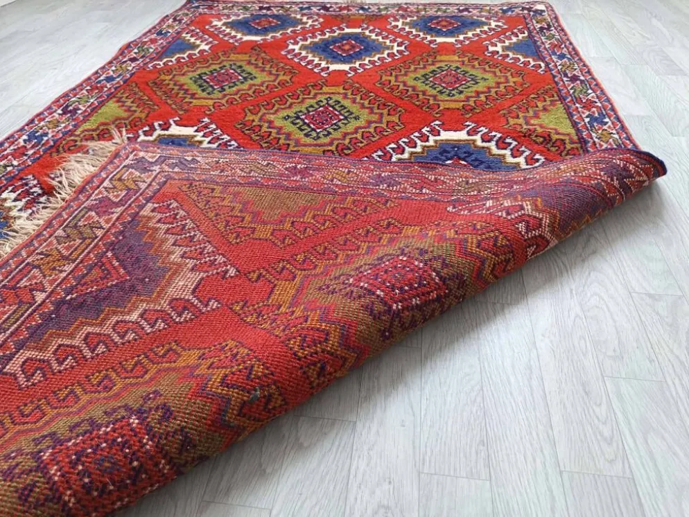 Tapis Kazak fait main