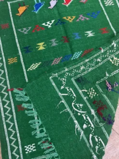 Tapis Kilim berbère tissé à la main : Petit tapis d'appoint tribal marocain