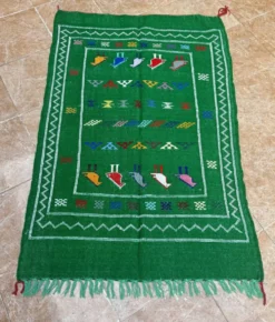 Tapis Kilim berbère tissé à la main : Petit tapis d'appoint tribal marocain