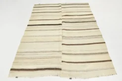 Tapis Kilim rayé beige et crème 5x7, 161x211 cm
