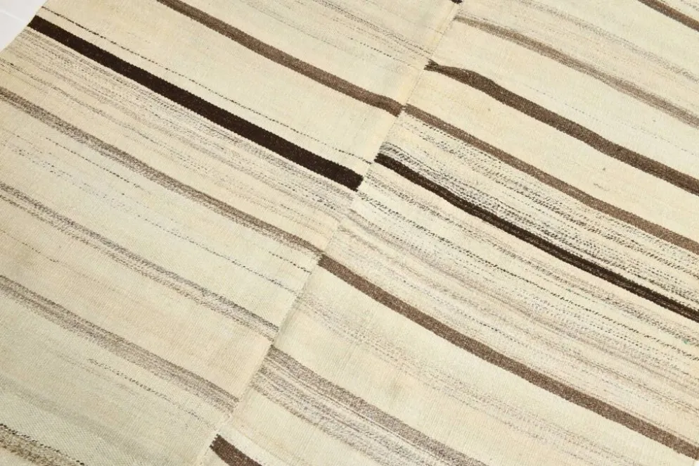 Tapis Kilim rayé beige et crème 5x7, 161x211 cm
