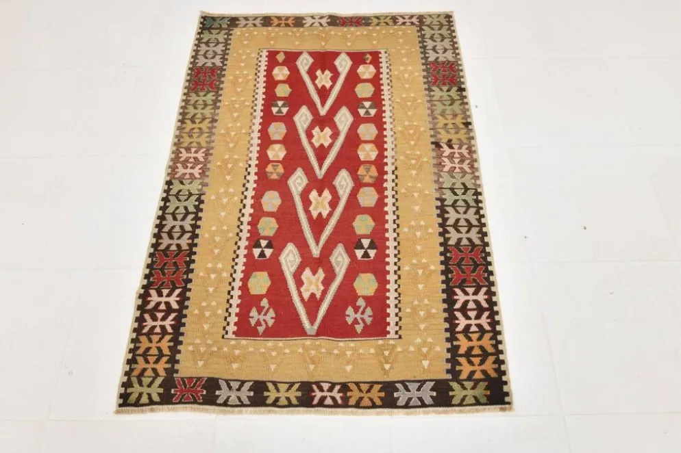 Tapis Kilim tribal vintage fait main rouge et moutarde 3x5, 95x143 cm