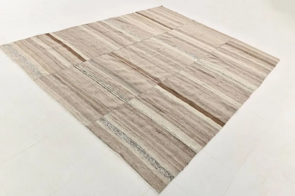 Tapis Kilim turc en laine naturelle beige et gris pierre, 233 x 293 cm