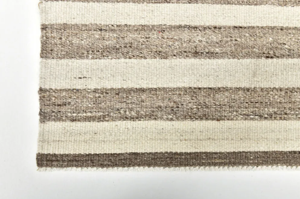 Tapis Kilim turc naturel à rayures blanches et marron, 210 x 300 cm