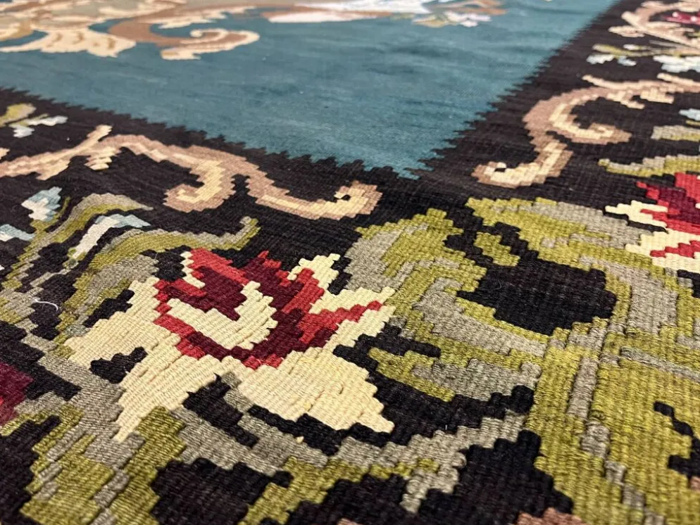 Tapis Kilim vert sarcelle fait à la main, tapis oriental, tapis carré de Moldavie.