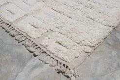Tapis minimaliste Beni Ourain – 245 × 160 cm - AZ822