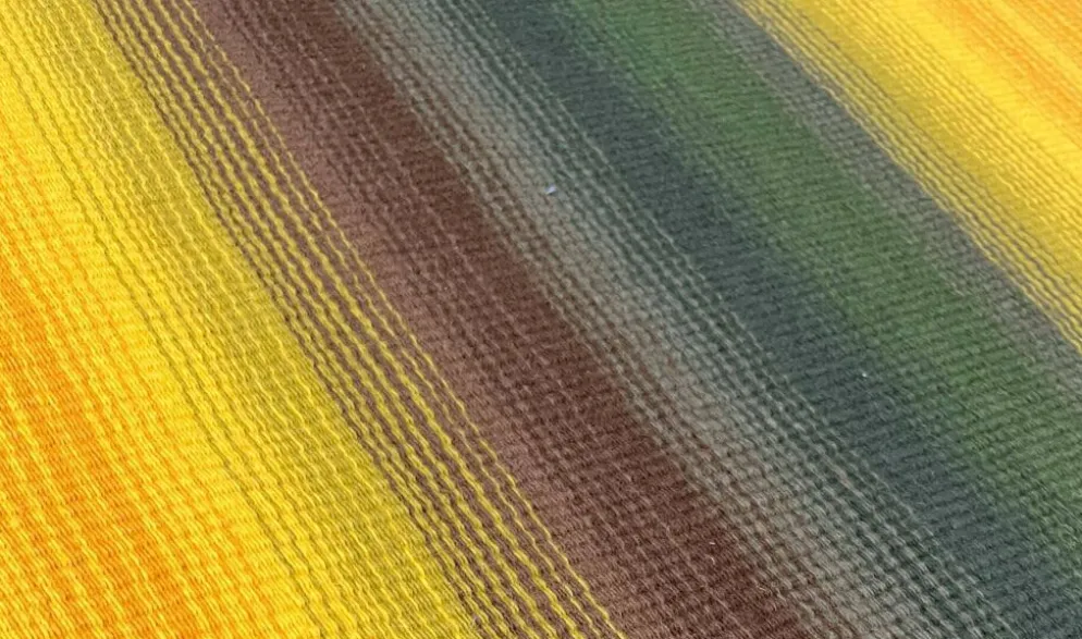 Tapis mural en laine moderne du milieu du siècle avec design aux couleurs Rentukka par Ulpu Räty, Tampere, Finlande, années 1960