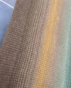 Tapis mural en laine moderne du milieu du siècle avec design aux couleurs Rentukka par Ulpu Räty, Tampere, Finlande, années 1960