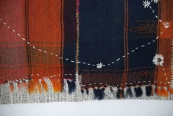 Tapis mural vintage bleu nuit et brique, 106x117 cm