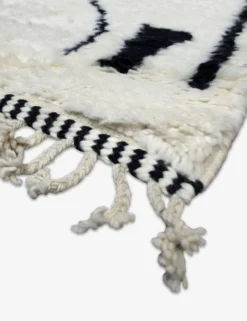 Tapis noir et blanc contemporain - 300 x 210 cm