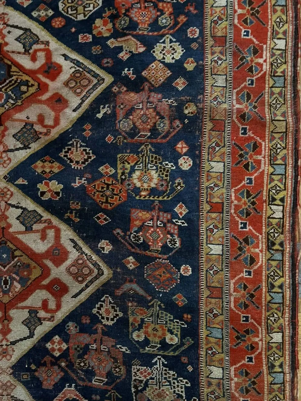 Tapis nomade persan Qashqai ancien fait main – fond bleu 94x112cm