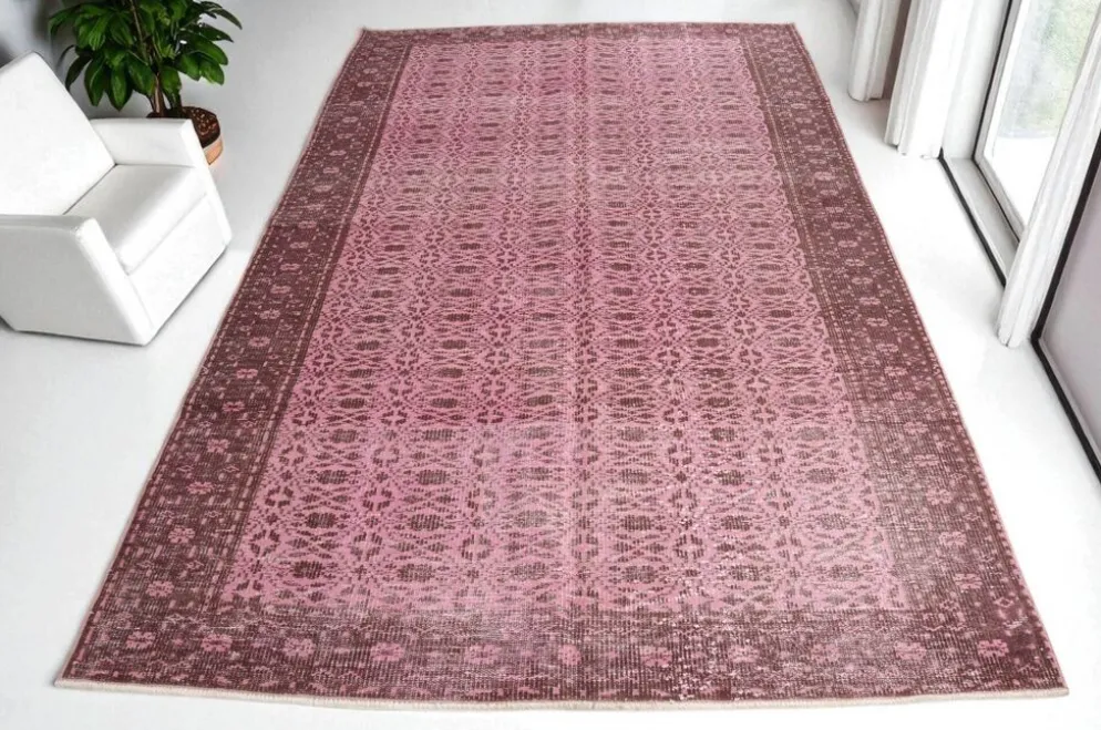 Tapis Oushak décoratif rose sku 2527