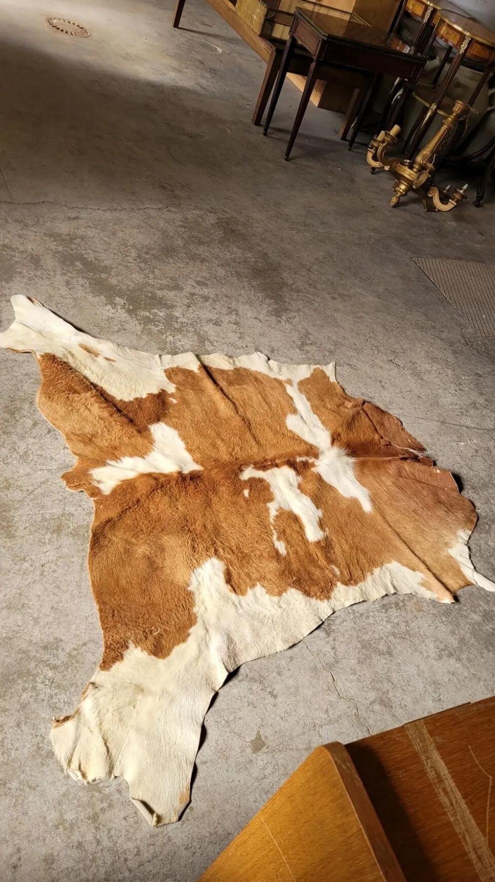 Tapis peau de vache vintage 1970