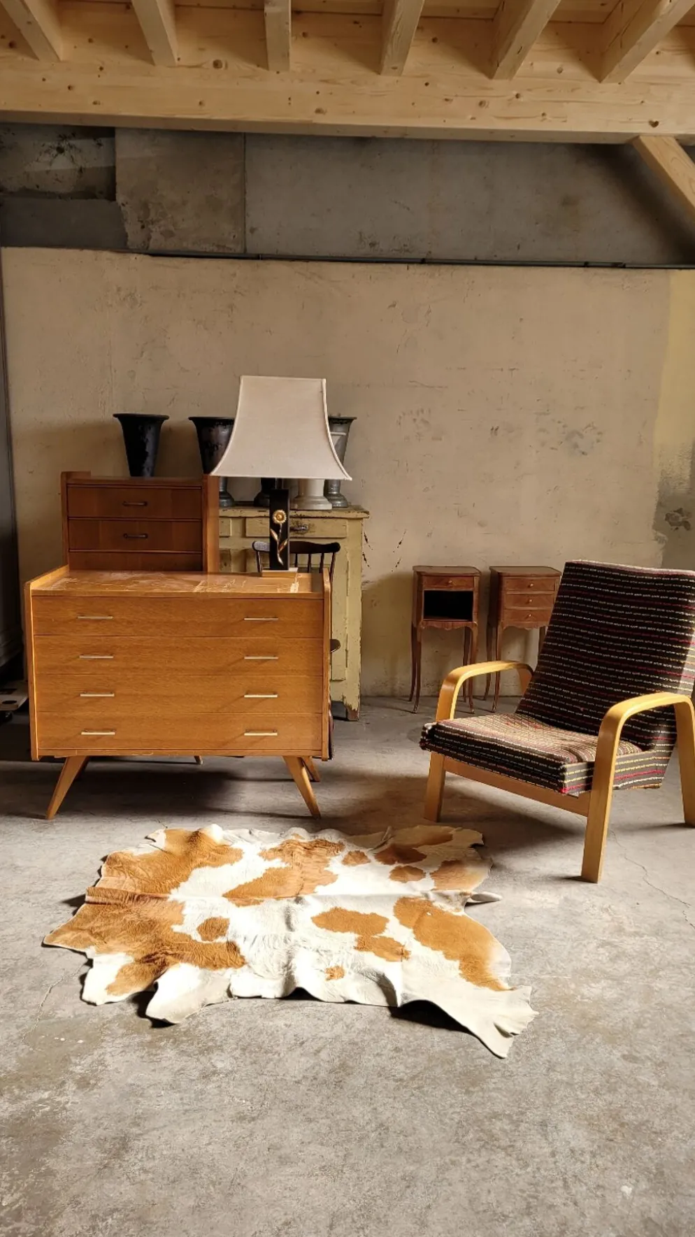 Tapis peau de vache vintage 1970