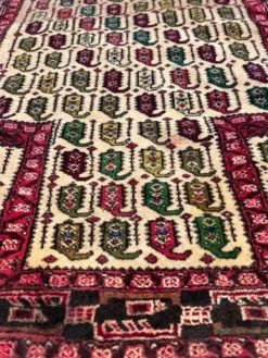 Tapis persan ancien