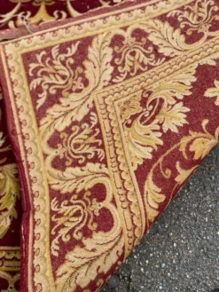 Tapis persan en laine bordeaux 200x300