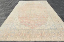 Tapis persan vintage large en nuances de rose, tapis noué à la main, 282x426 cm
