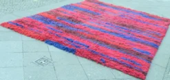 Tapis à poils longs noué à la main du milieu du siècle par Walter Mack, labelle - années 1960