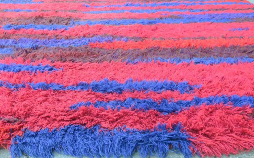 Tapis à poils longs noué à la main du milieu du siècle par Walter Mack, labelle - années 1960