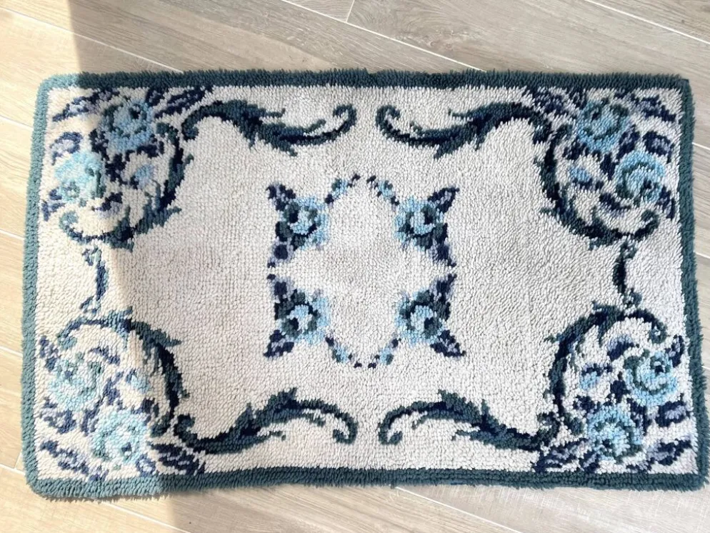 Tapis pure laine bleu 125x78cm