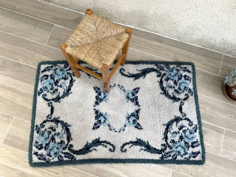 Tapis pure laine bleu 125x78cm