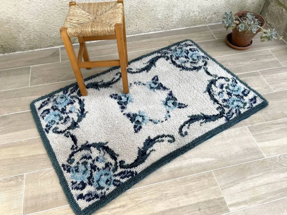Tapis pure laine bleu 125x78cm