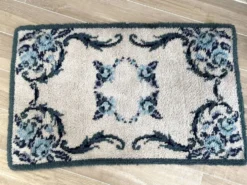 Tapis pure laine bleu 125x78cm