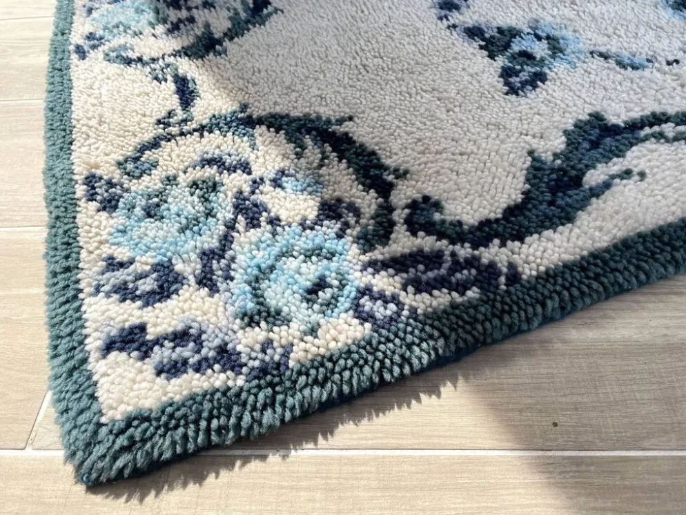 Tapis pure laine bleu 125x78cm