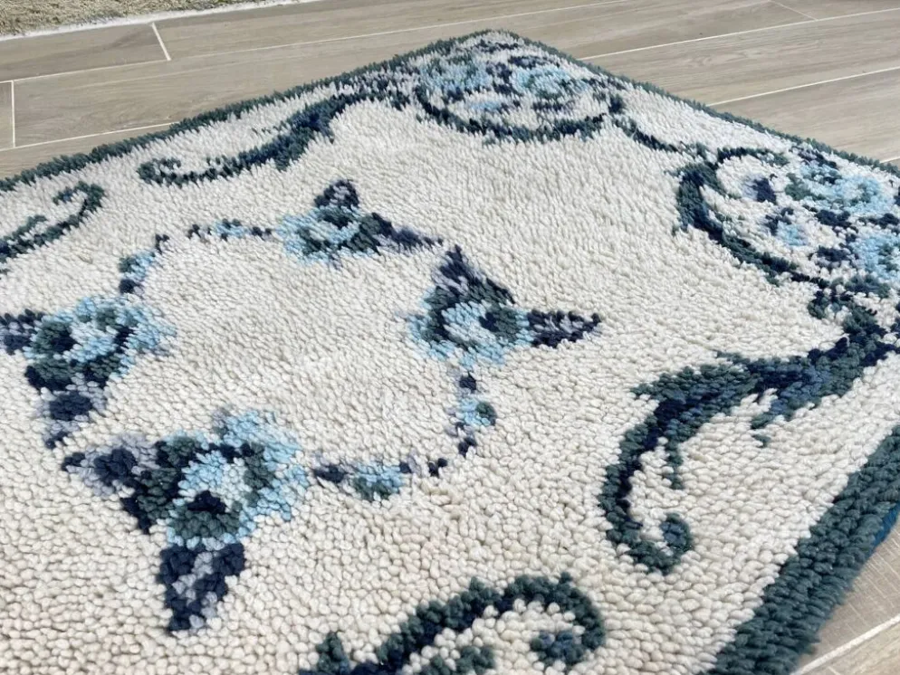 Tapis pure laine bleu 125x78cm