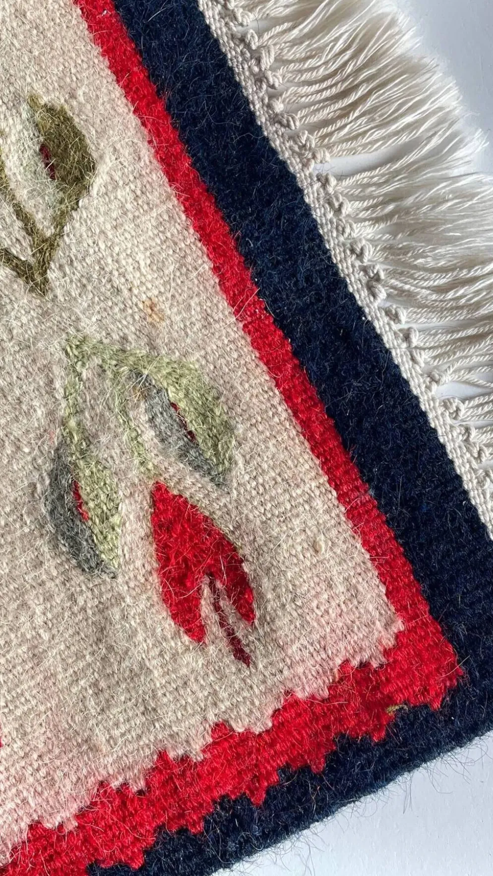 Tapis Rollakan décor de tulipes vintage