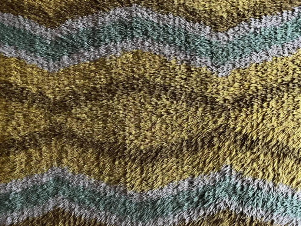 Tapis Rya à poils longs, jaune, aquamarine et gris, style mid-century modern, Suède, années 1960.