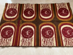 Tapis scandinave végétalien dans le style EGE RYA, autour des années 1970.