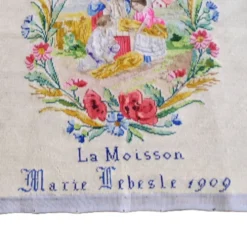 Tapisserie ancienne en point de croix et techniques mixtes : « La Moisson »