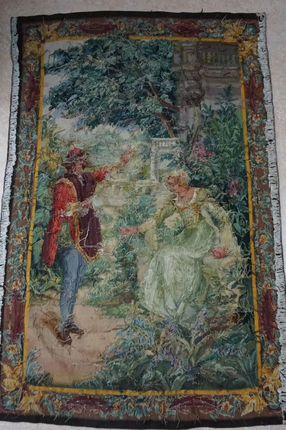 Tapisserie Aubusson française antique avec scène romantique