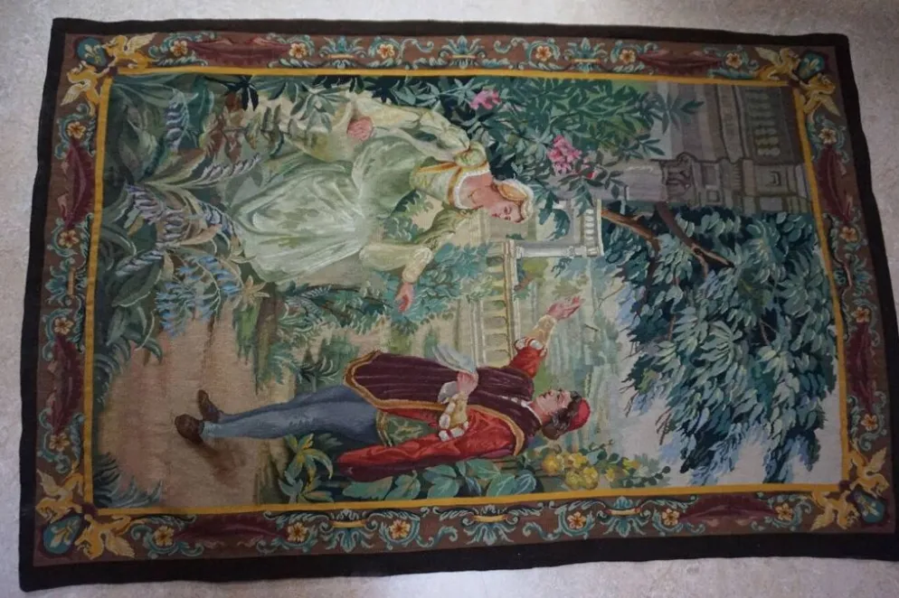 Tapisserie Aubusson française antique avec scène romantique