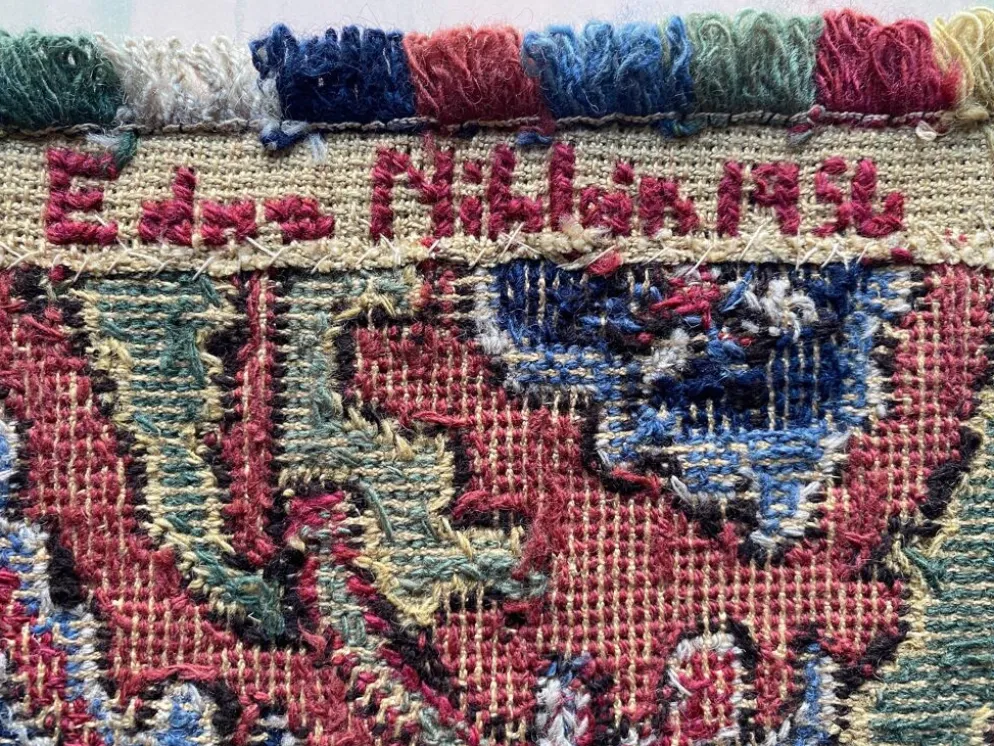 Tapisserie de broderie de grenade de l'art populaire suédois par Edna Nihlén, Suède 1956